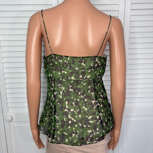 J. CREW Vintage Green Camouflage Silk Camisole Size 6 - Picture 2 of 4